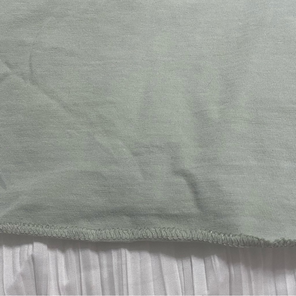 Cropped t-shirt - Picture 5 of 10